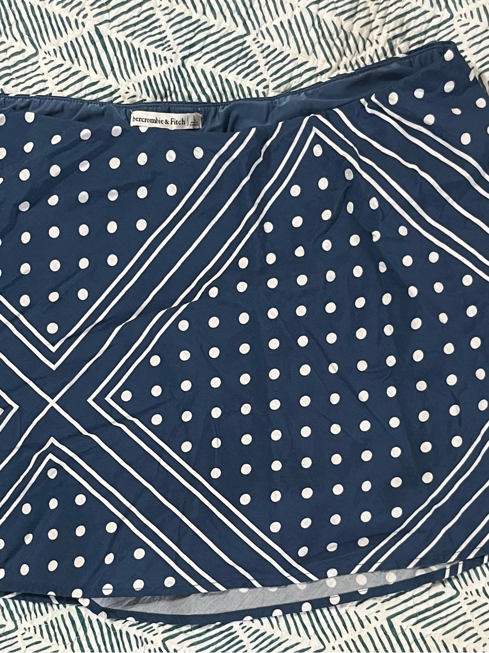 Abercrombie & Fitch Navy and White Polka Dot Mini Skort - Picture 3 of 5